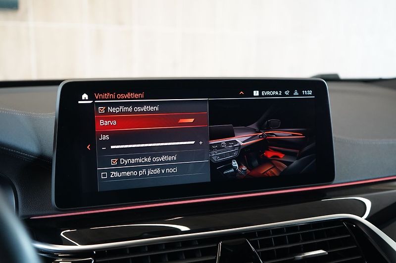 BMW Řada 6 640d xDrive GT, Laser, Tažné - fotka 35 z 47