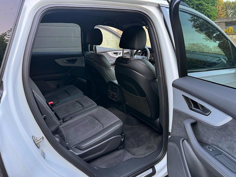 Audi Q7 S-LINE 50TDI 210kW Quattro - fotka 13 z 27