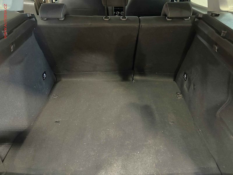 Dacia Duster (2019) 1.6 SCe 4x4, 2.maj,ČR, AC - fotka 7 z 14