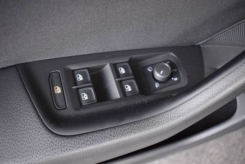 Volkswagen Passat Variant (2023) 2.0TDI 110kW, LED , DSG - fotka 6 z 25