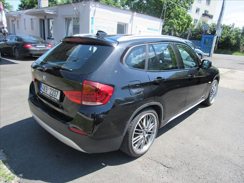 BMW X1 2,0 d xDrvie20d - fotka 6 z 29