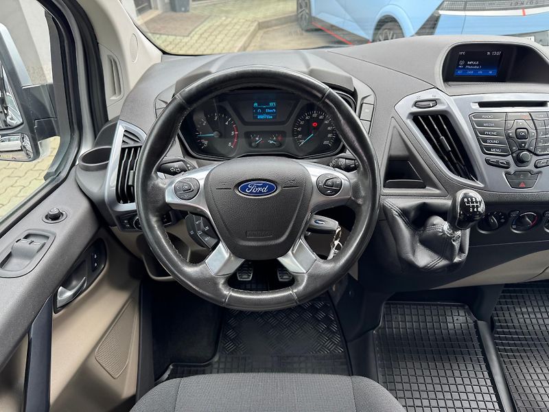 Ford Tourneo Custom (2018) Trend 2.0 TDCI 8 MÍST -CZ- DPH - fotka 13 z 27