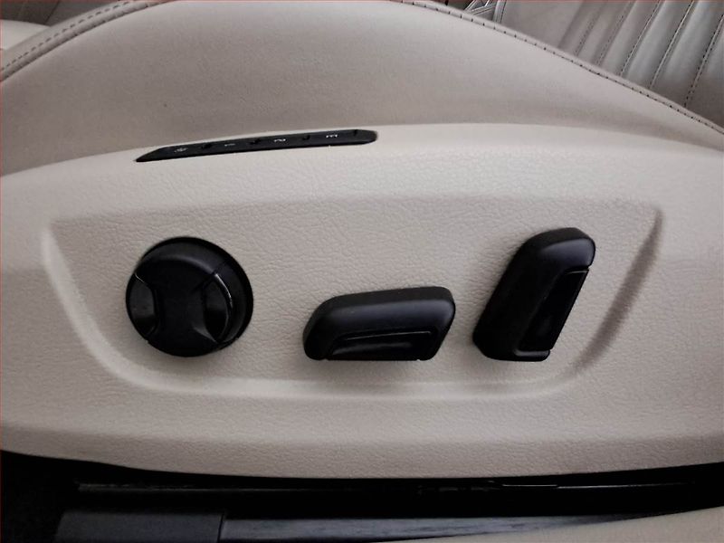 Škoda Superb (2019) 2.0 TDI, 4X4, Automat, Navi - fotka 19 z 25