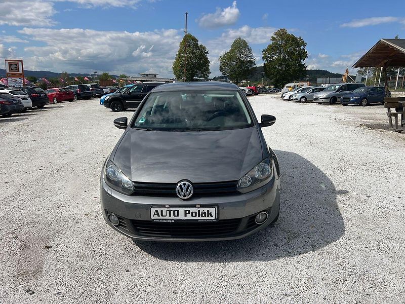 Volkswagen Golf 1.4 16V - fotka 1 z 15