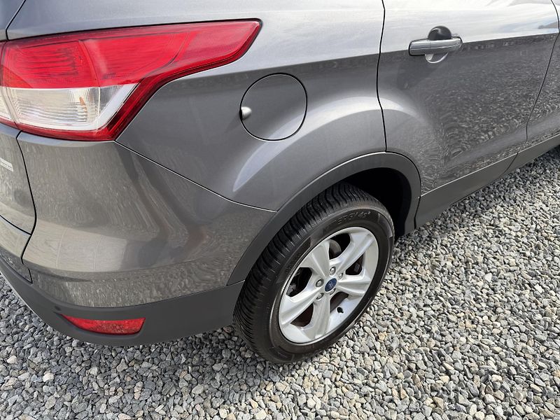 Ford Kuga 2.0TDCi 140PS 162TKM SERVIS!!! - fotka 47 z 162