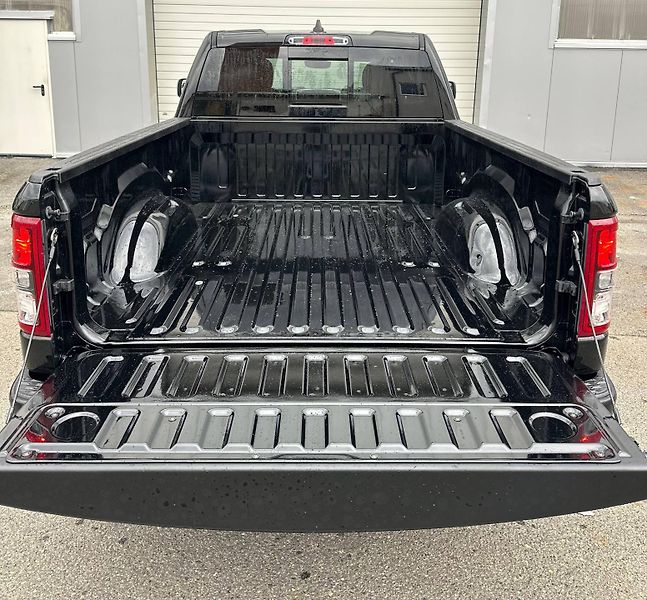 Dodge RAM (2021) 5.7 V8 HEMI LONG STAR ETORQUE - fotka 7 z 27