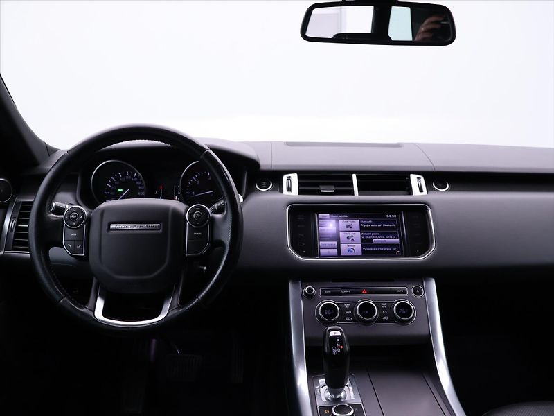 Land Rover Range Rover Sport 3,0 TDV6 HSE 183kW 4x4 Auto - fotka 20 z 27