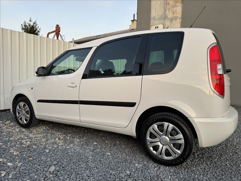 Škoda Roomster 1,2 TSI 63kW 1.maj. původ ČR - fotka 18 z 50