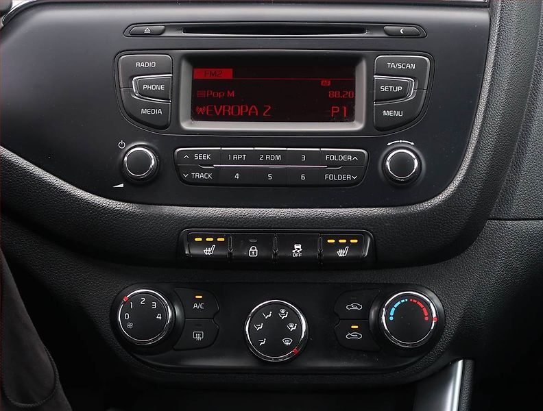 Kia Ceed (2018) 1.6 CRDi, Tempomat - fotka 12 z 17