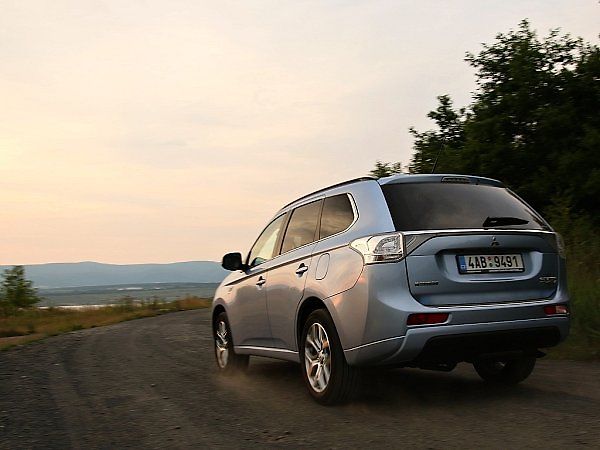 Mitsubishi Outlander PHEV.