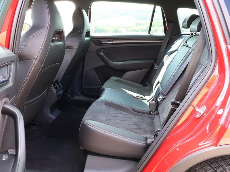 Škoda Kodiaq 1,5 TSI 110kW DSG Sportline DP - fotka 13 z 30