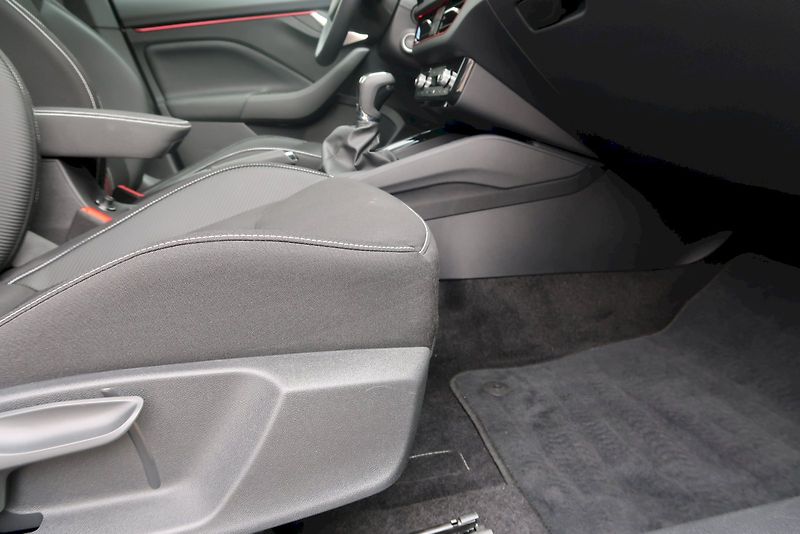 Škoda Scala (2025) MC 1.0 TSI 85 kW DSG - fotka 19 z 28