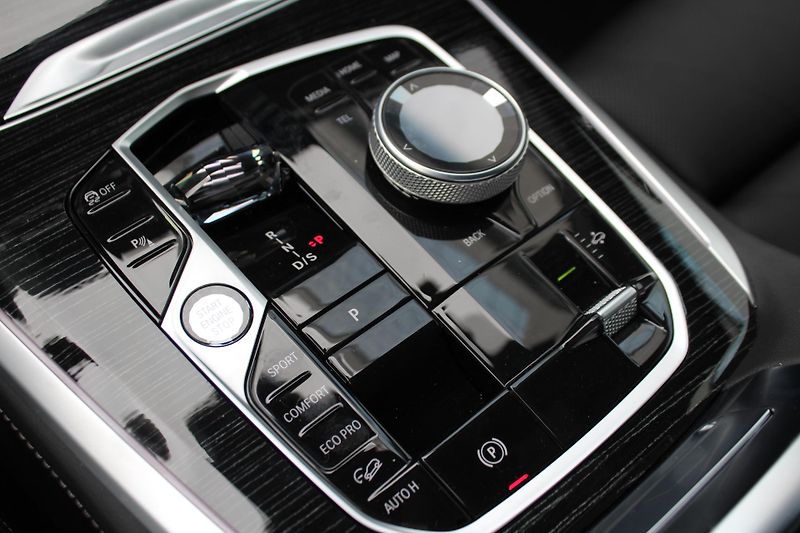 BMW X5 X5 xDrive40d, 1.majitel, CZ - fotka 13 z 28