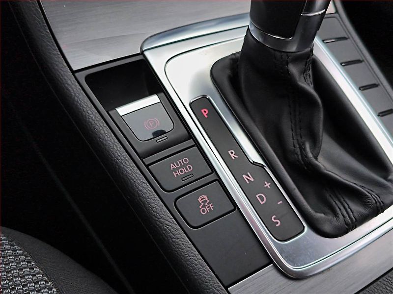 Volkswagen Passat (2012) Comfortline 1.8 TSI, Automat - fotka 16 z 19