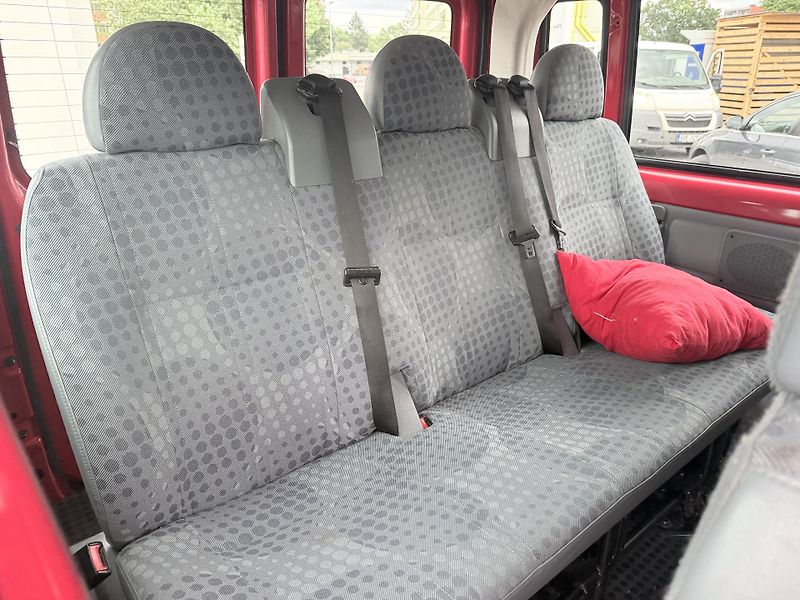 Ford Transit 2.2 TDCi - fotka 24 z 31