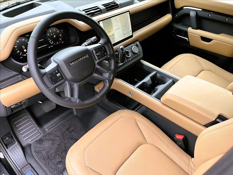 Land Rover Defender (2026) 110 D350 X-DYNAMIC HSE - fotka 13 z 35