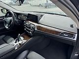 BMW Řada 5 (2017) 520d xdrive Sportline kombi - náhled 23