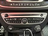Renault Fluence (2010) 1.5 dCi, ČR, AC, tempo, park - náhled 13