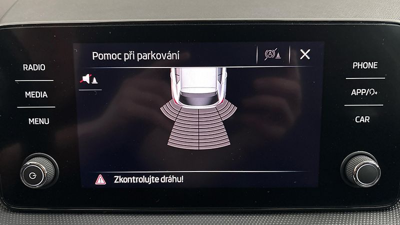 Škoda Fabia 1.0 TSI Style - fotka 12 z 23