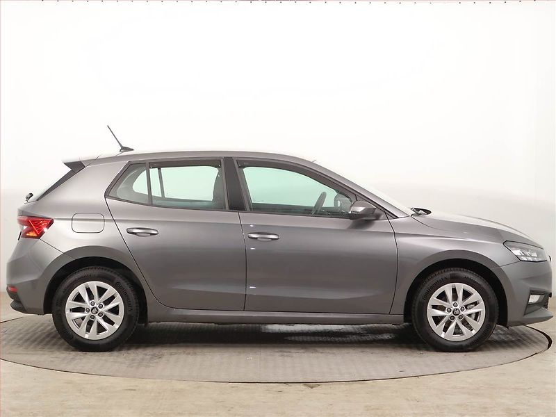 Škoda Octavia (2024) RS 2.0 TSI - fotka 6 z 19