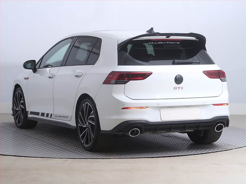 Volkswagen Golf (2024) GTI Clubsport - fotka 4 z 22