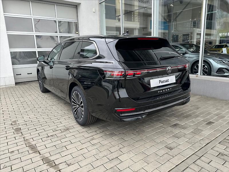 Volkswagen Passat (2024) 2,0 TDI 7DSG  Elegance - fotka 7 z 22