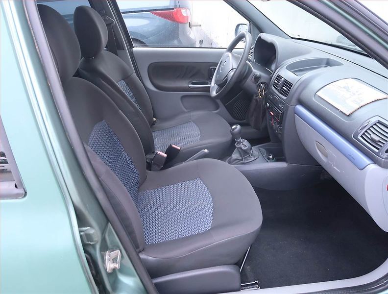 Renault Thalia (2008) 1.2 16V, Eko.zaplacen, Klima - fotka 9 z 13