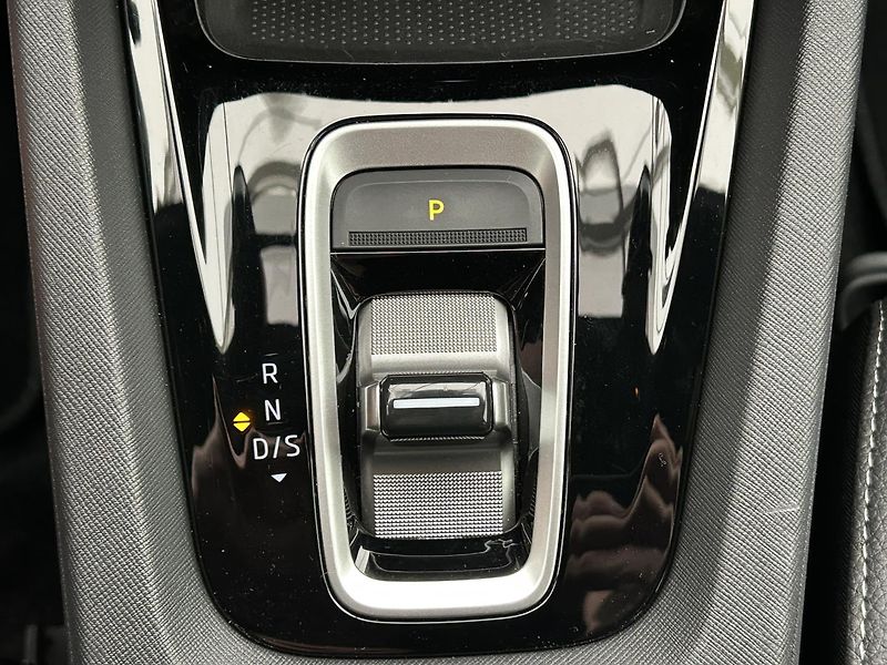 Škoda Octavia 2.0 TDI SportLine - fotka 13 z 28