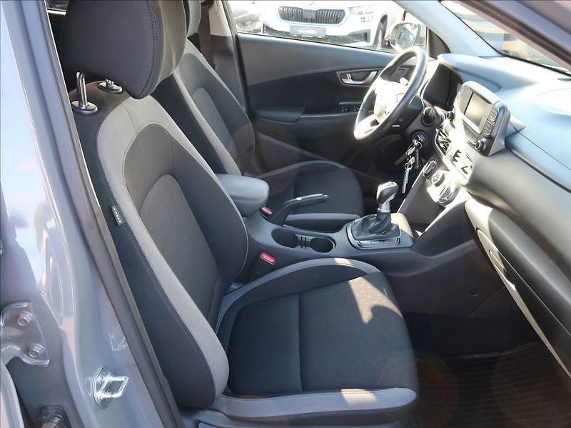 Hyundai Kona 1,0 T-GDi,88kW,NovéČR,serv.kn. - fotka 13 z 29