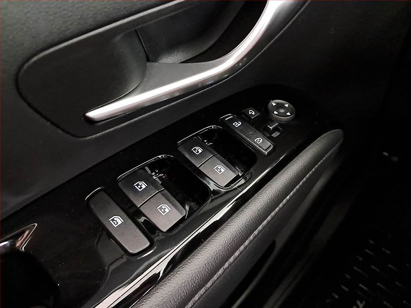 Hyundai Tucson (2021) 1.6 T-GDI - fotka 16 z 19