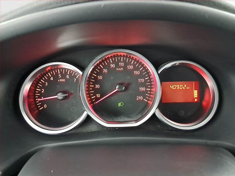 Dacia Logan (2018) 1.0 SCe, Serv.kniha - fotka 11 z 15