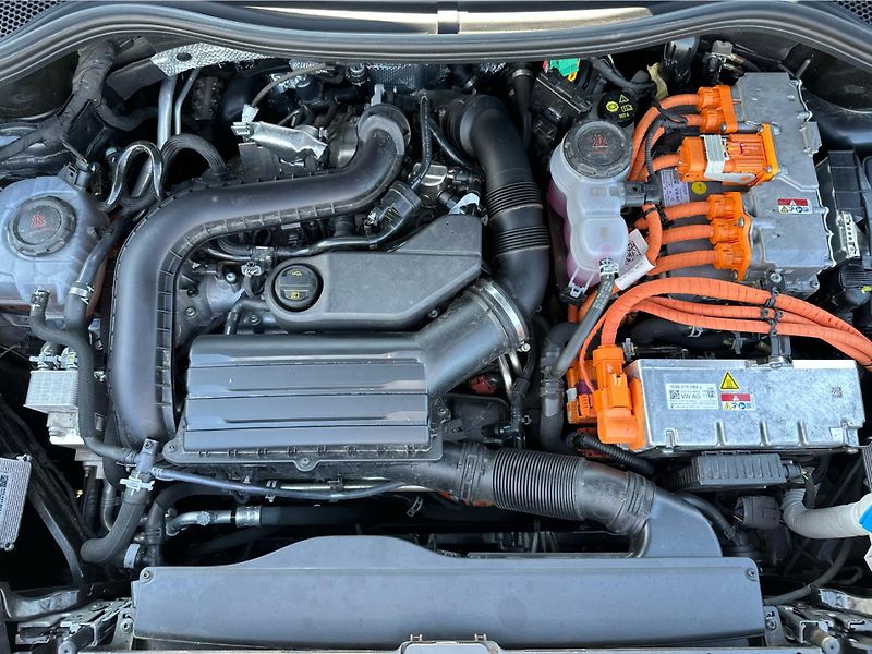 Škoda Kodiaq iV 1,5 TSI / 150 kW SportLine - fotka 26 z 26