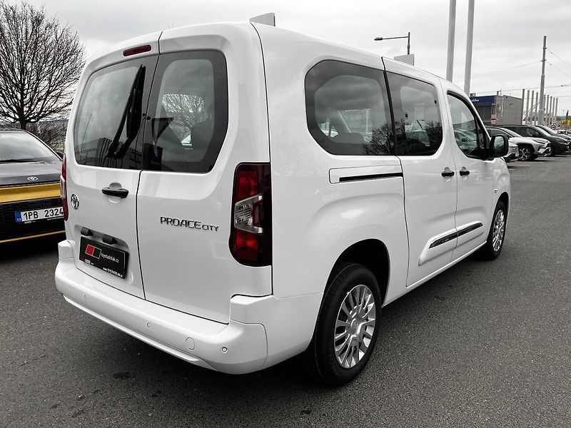 Toyota ProAce City Verso 1.5D MT Business ODBĚR 11/2026 - fotka 4 z 28