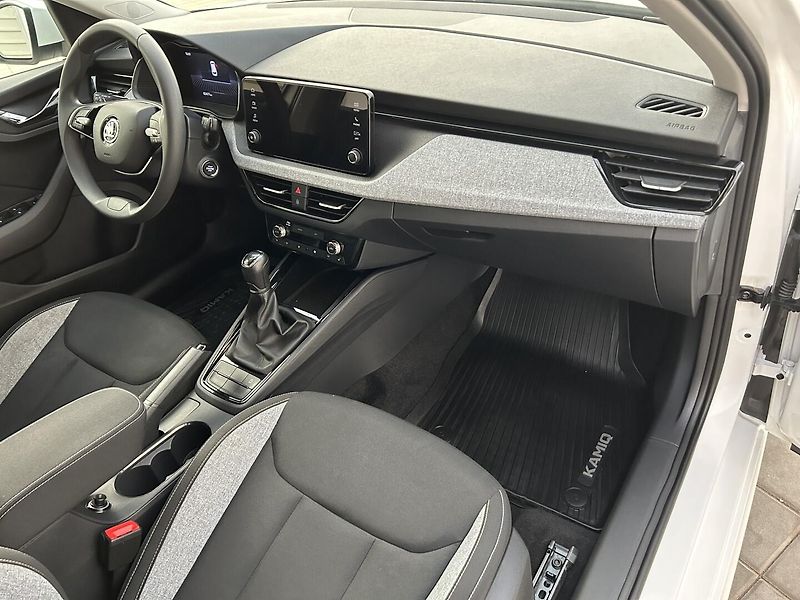 Škoda Kamiq 1.0 TS Selection - fotka 26 z 30