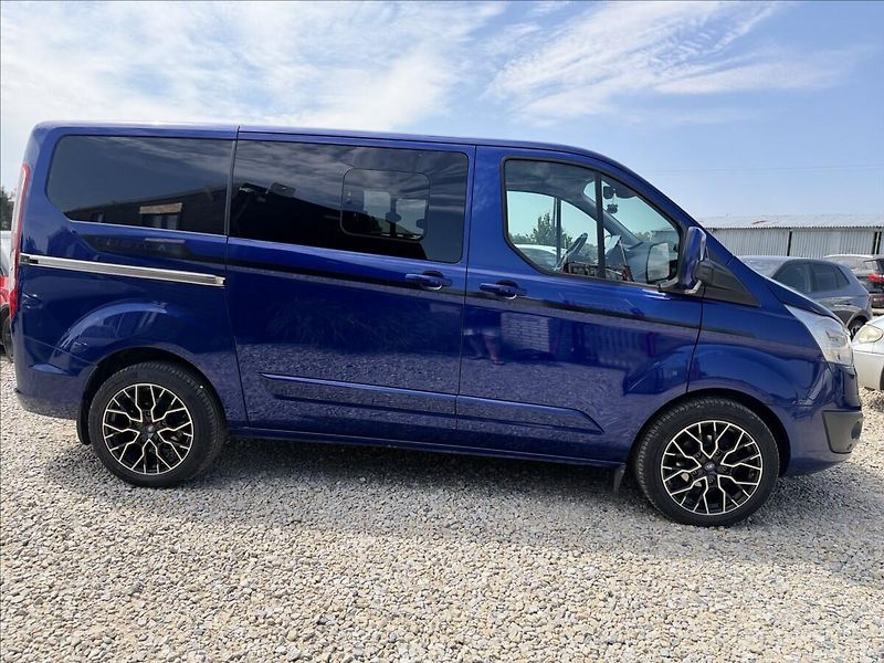Ford Transit Custom 2,0 125kW 5MÍST WEBASTO DPH TZ - fotka 4 z 32