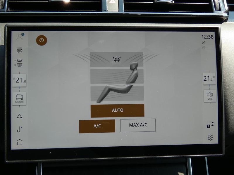 Land Rover Range Rover Velar 3,0 D300 Dynam HSE,1maj,ČR,DPH - fotka 30 z 42