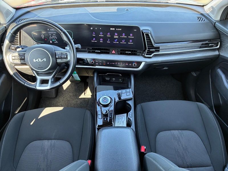 Kia Sportage (2023) EXCLUSIVE 1.6TGDI 110kW CZ DPH - fotka 9 z 11