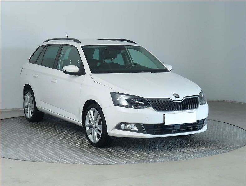 Škoda Fabia (2016) Style 1.2 TSI, ČR,1.maj - fotografie inzerátu