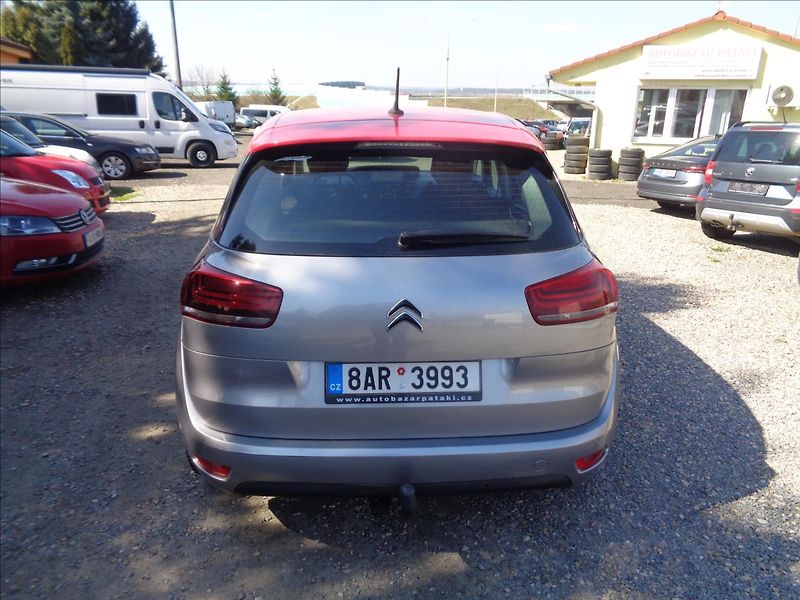 Citroën C4 Picasso 1,6 - fotka 4 z 17
