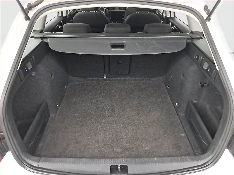 Škoda Octavia (2018) Style 2.0 TDI, Serv.kniha - fotka 14 z 20