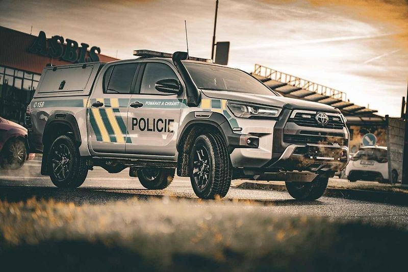 Pick-upy Toyota Hilux českých policistů.