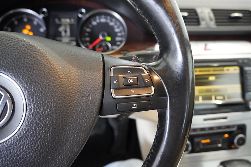 Volkswagen Passat CC PASSAT CC  3,6I 4MOTION AUT. - fotka 17 z 26