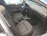 Volkswagen Passat 2,0 85KW - náhled 9