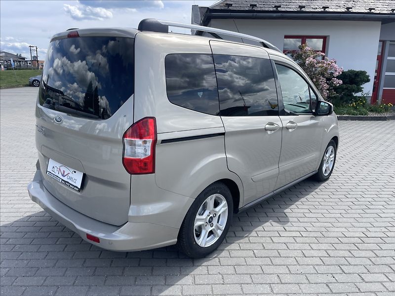 Ford Tourneo Connect 1,5 TDCi Trend Klima bez koroz - fotka 31 z 33
