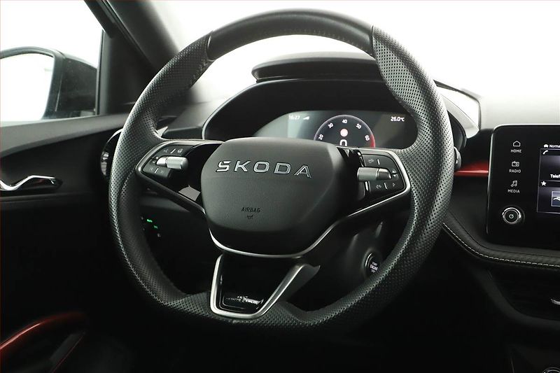 Škoda Fabia (2025) 1.0 TSI, MONTE CARLO, KEYLESS - fotka 8 z 20