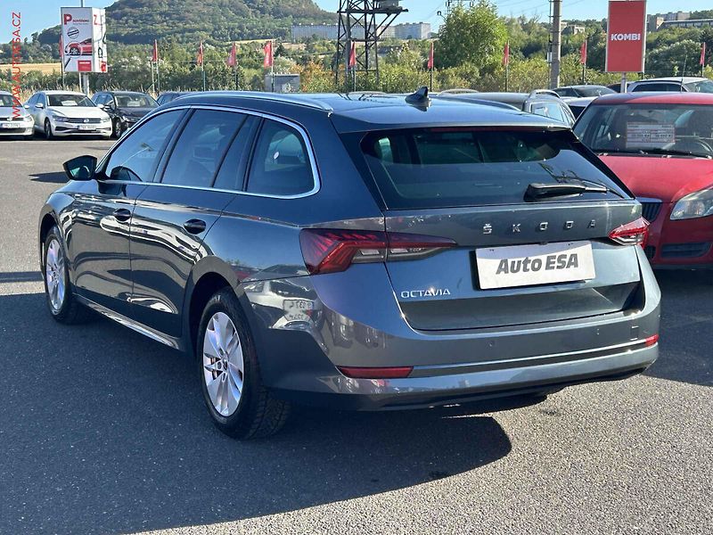 Škoda Octavia (2021) 2.0TDi, Panor, autoAC - fotka 6 z 19