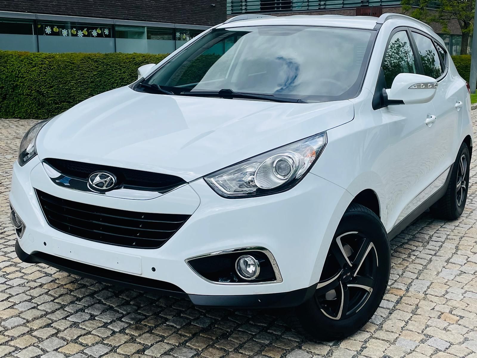 Hyundai ix35 2.0i 4x4 1MAJIITEL KAMER TAŽNÉ