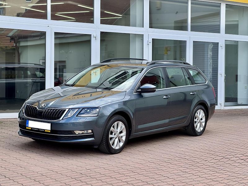 Škoda Octavia (2017) Combi Style - fotka 2 z 28