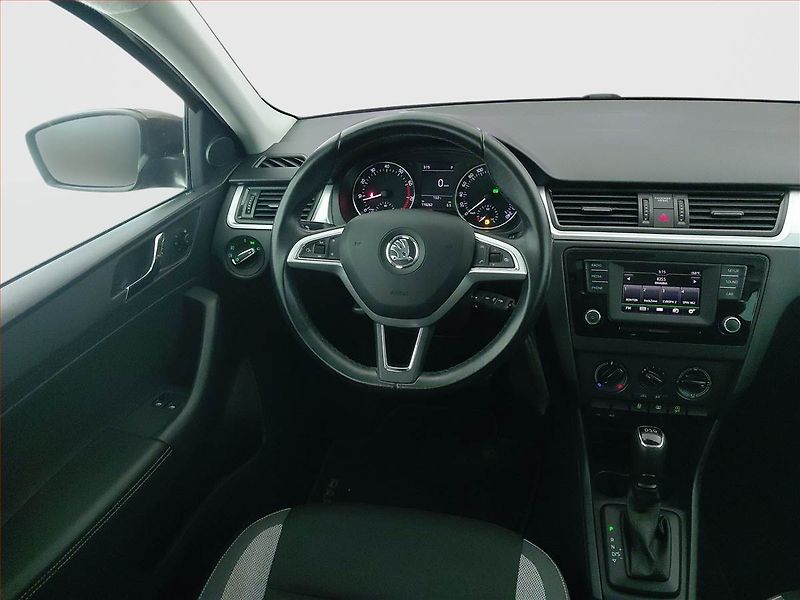Škoda Rapid (2016) Spaceback 1.2 TSI, Automat - fotka 7 z 16
