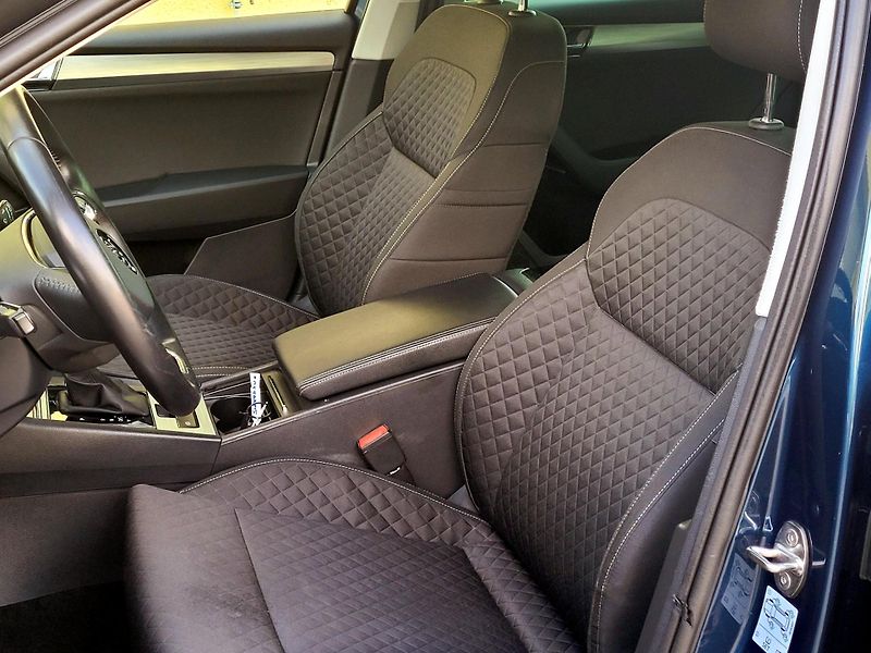Škoda Superb TSi DSG AMB *SERVIS,CEBIA   - fotka 28 z 43
